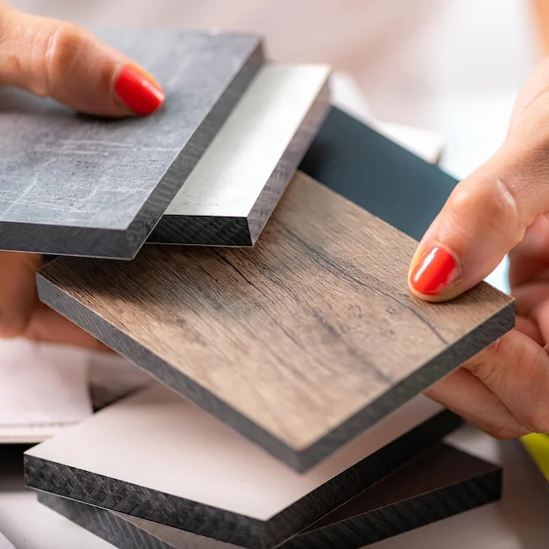 Jak odnowić meble z okleiny? Sprawdź, jak zabrać się za malowanie mebli