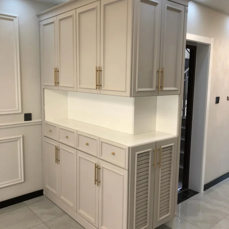 Jak pomalować meble kuchenne na wysoki połysk? Jak odnowić meble?